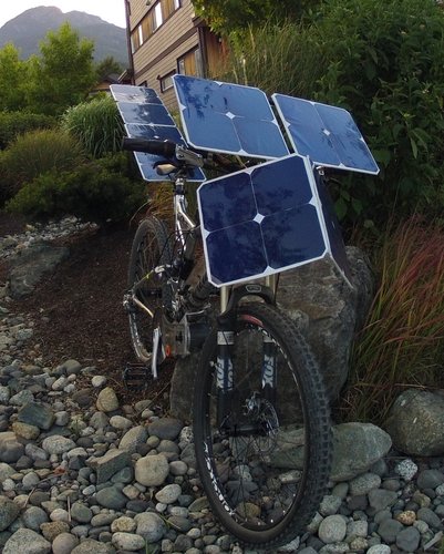 Электрический велосипед от Терри Хоупа, работающий на солнечной энергии без аккумуляторов