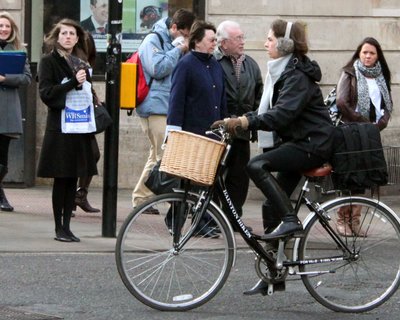 «Вложения в велоинфраструктуру окупаются в несколько раз», - британский Департамент транспорта
