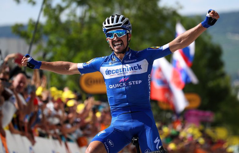 Француз Жулиан Алафилипп победил в третьем этапе Тур де Франс 2019
