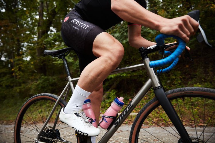 Как велосипедисту избавиться от боли в колене