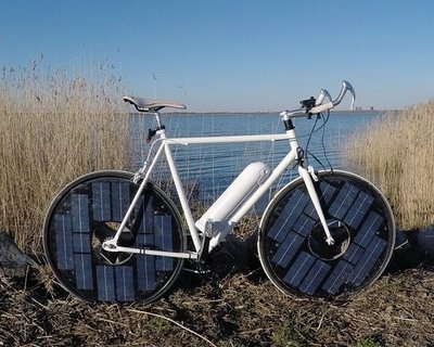 Электрический велосипед на солнечных батареях Solarbike