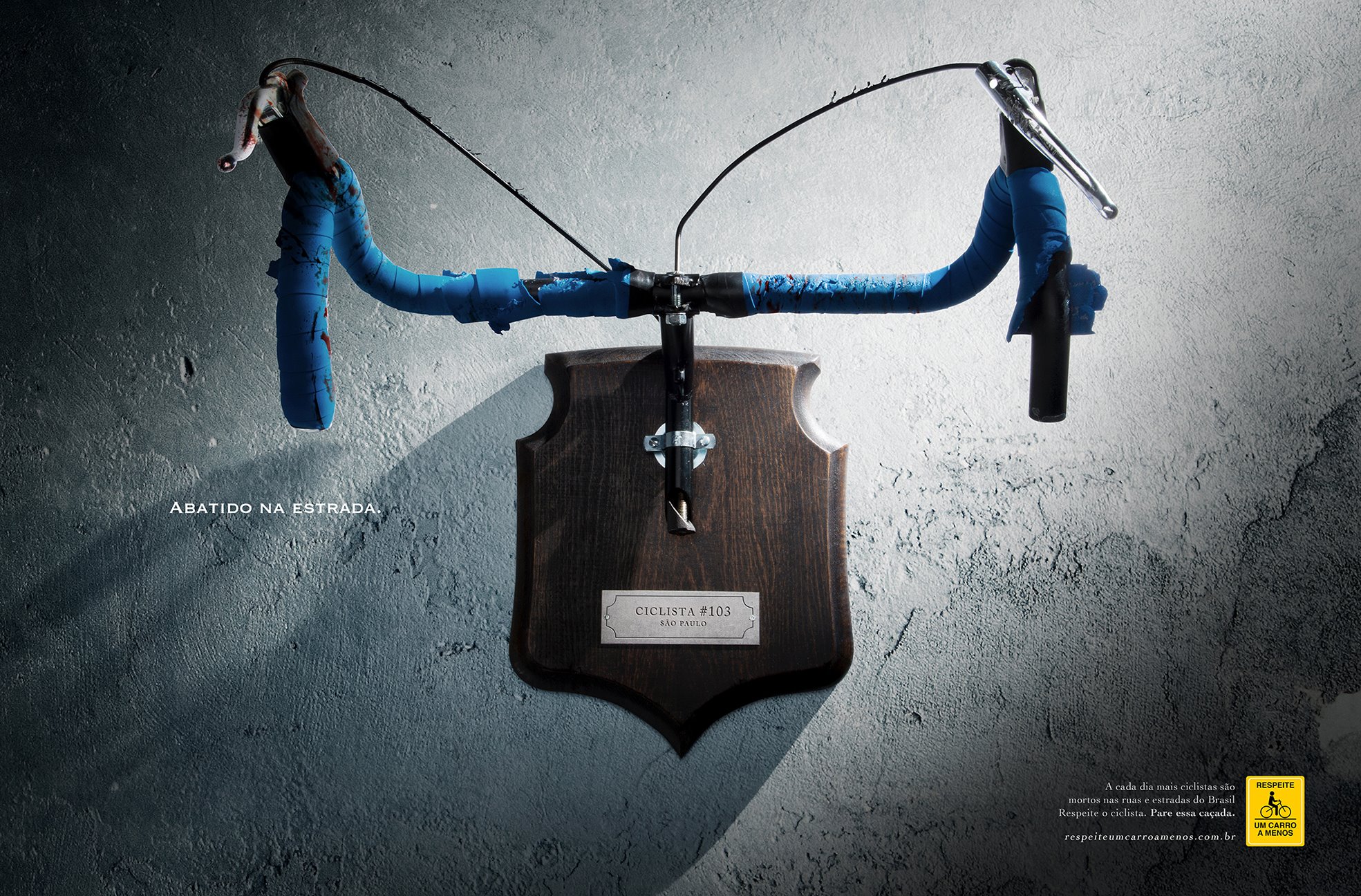 Социальная реклама в Бразилии: велоруль как охотничий трофей